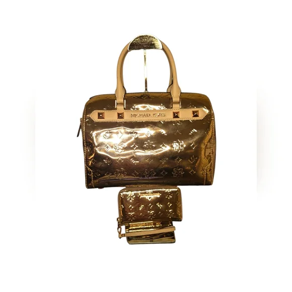 11x8x5.Michael Kors Gold Satchel Bag & wristlet. New shoulder strap. - Picture 2 of 15